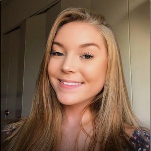 Meet your Posher, Lexie